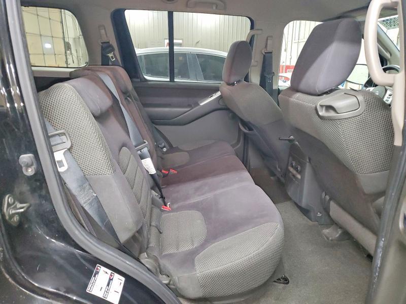 2010 Nissan Pathfinder s FE+