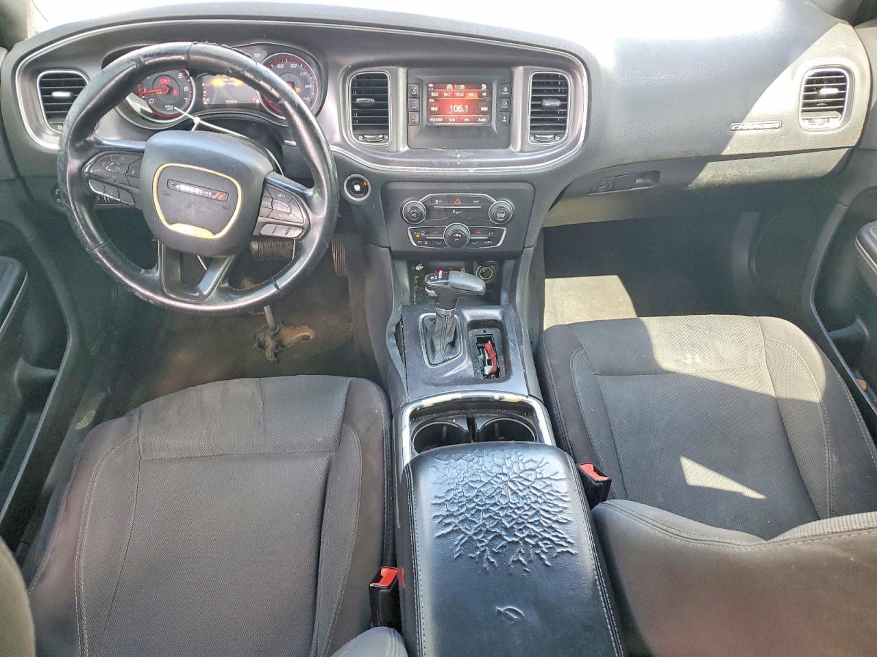 2015 Dodge Charger se