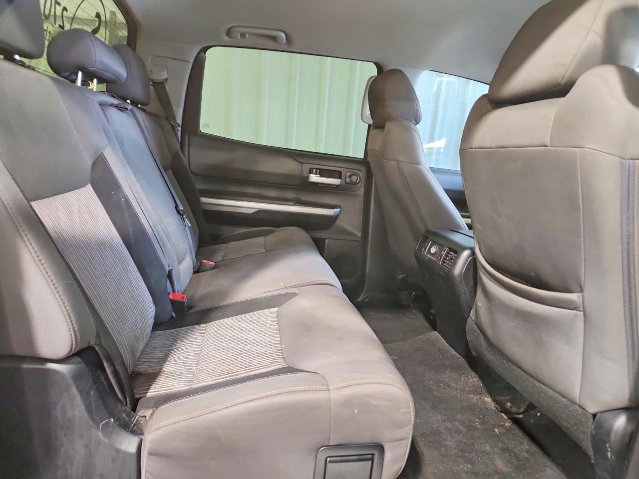 2016 Toyota Tundra SR5