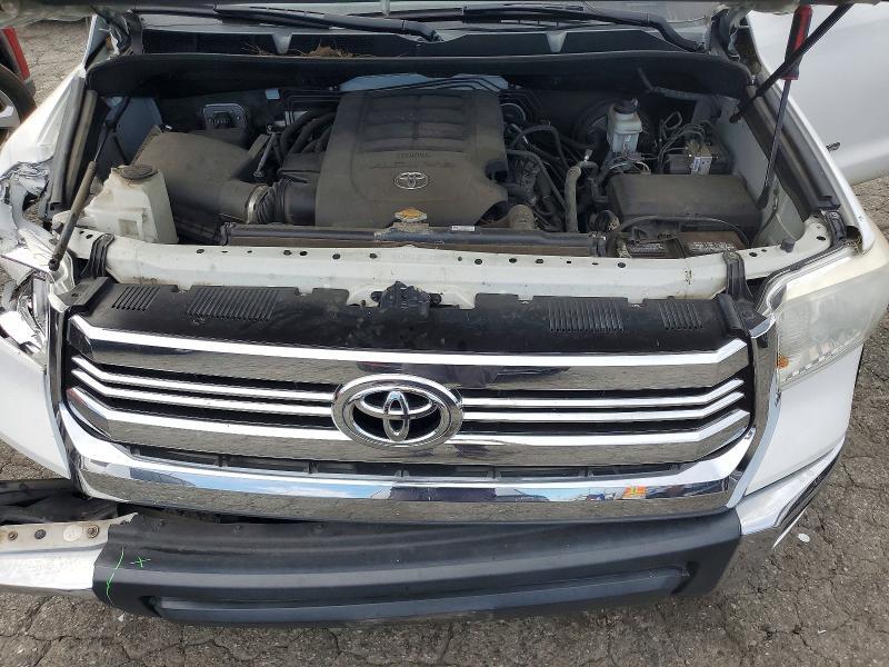 2017 Toyota Tundra SR5