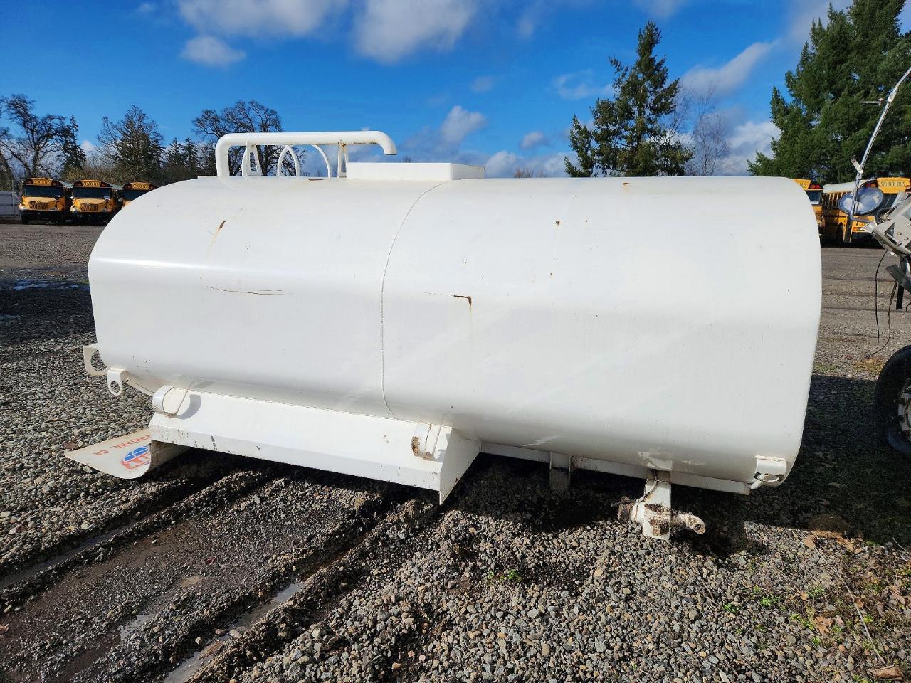 2010 Ford F750 Super Duty Tank Truck