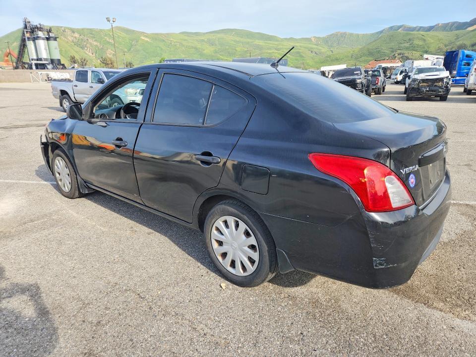 2015 Nissan Versa 1.6 s