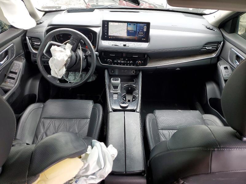 2024 Nissan Rogue Platinum