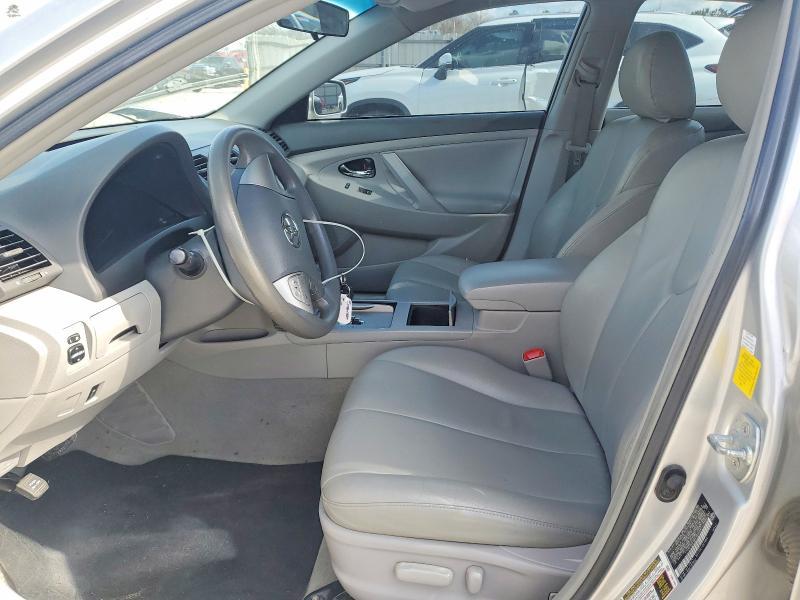 2011 Toyota Camry le