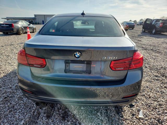 2018 BMW 330 i