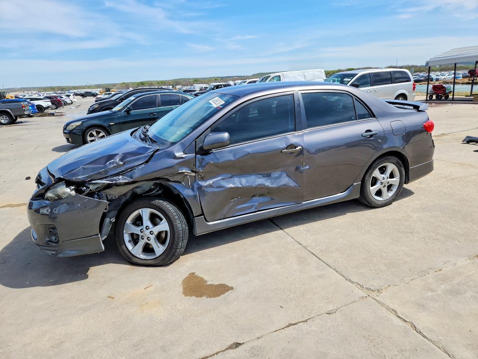 2013 Toyota Corolla s