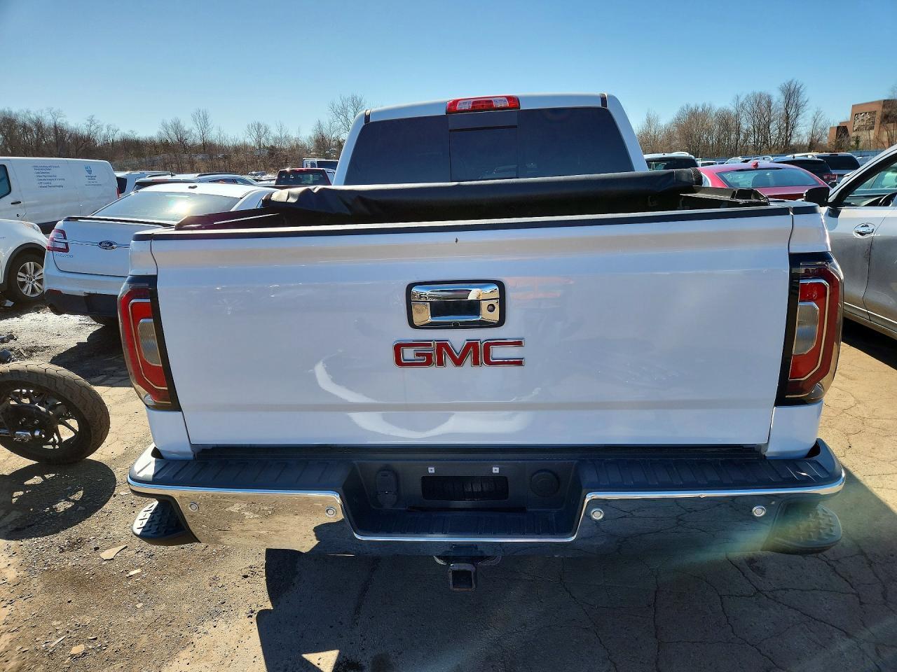2018 GMC Sierra K1500 SLT