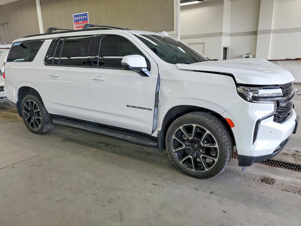2022 Chevrolet Suburban K1500 rst
