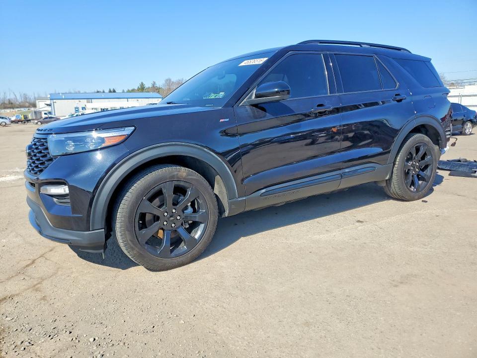 2022 Ford Explorer St-line
