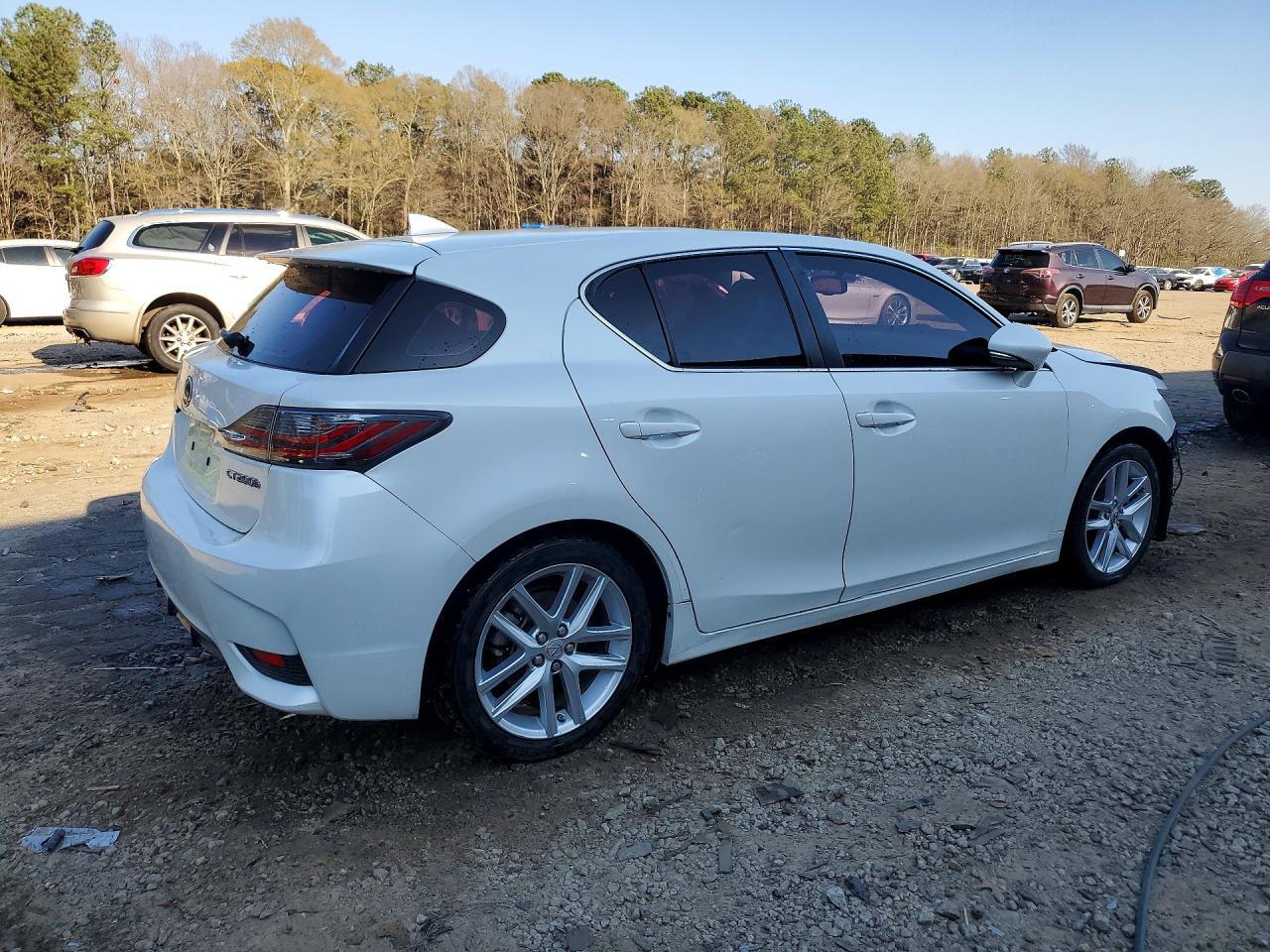 2015 Lexus Ct 200h Base