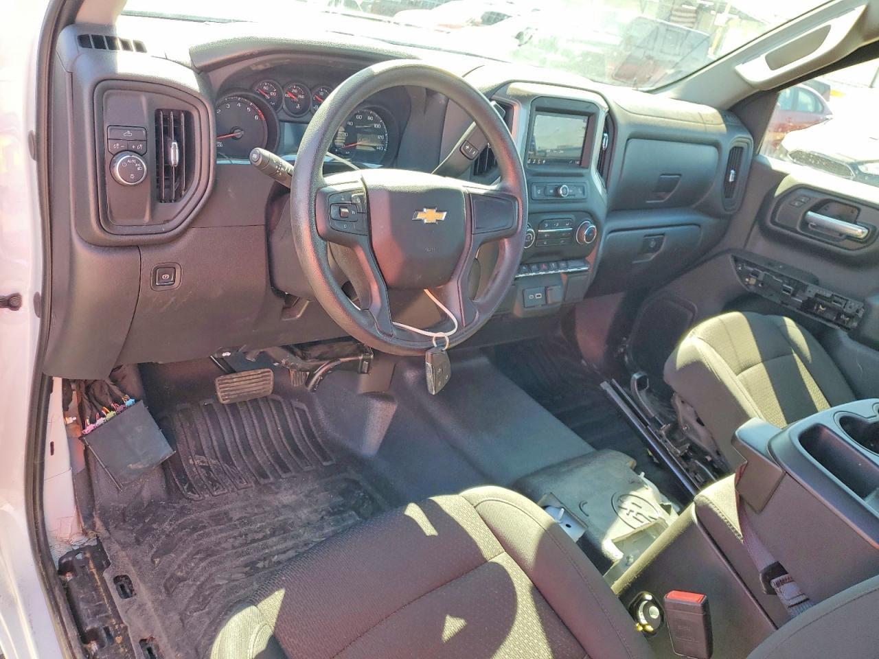 2025 Chevrolet Silverado C1500