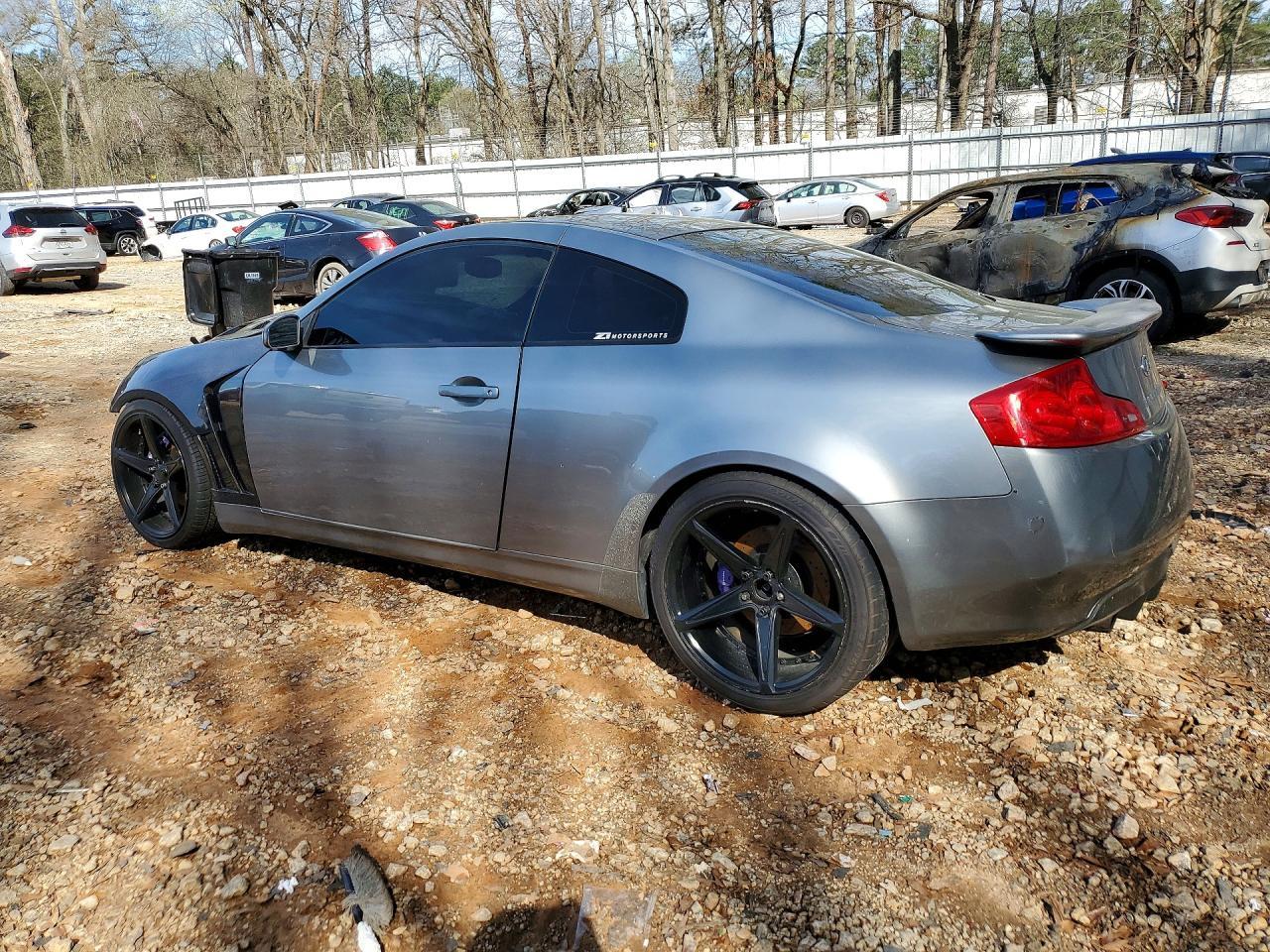 2004 Infiniti G35 Base