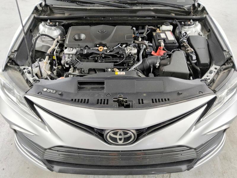 2021 Toyota Camry le