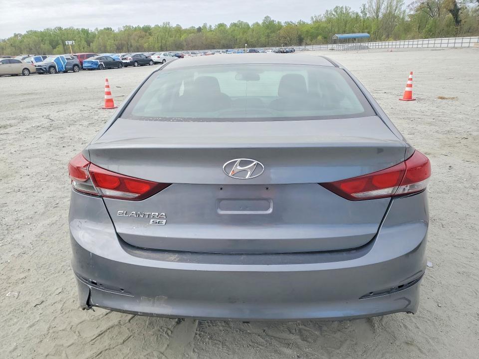 2018 Hyundai Elantra se