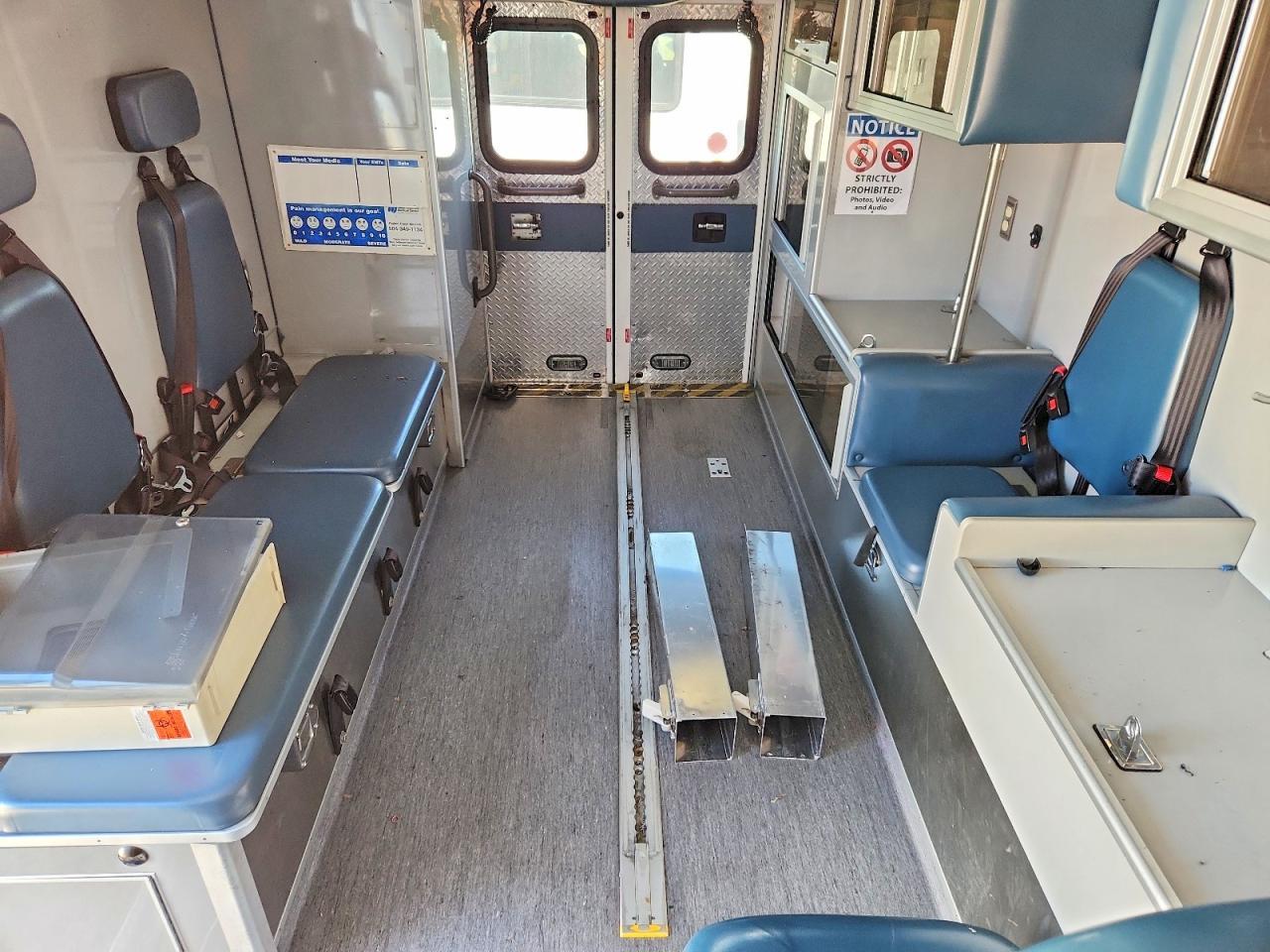 2016 Ford F550 Super Duty Ambulance