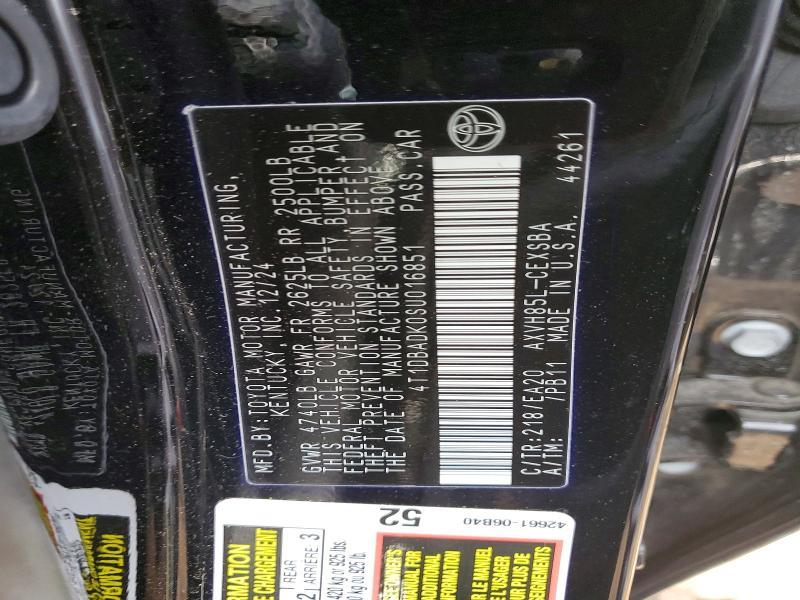 2025 Toyota Camry se