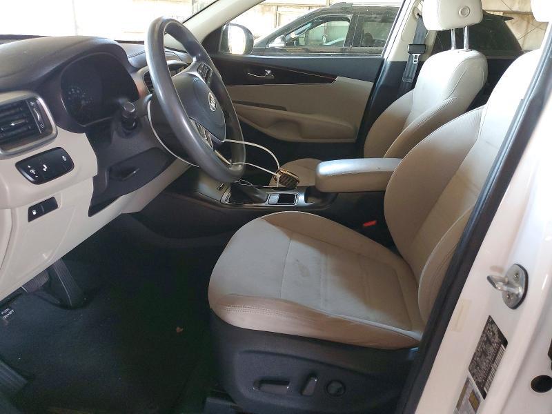 2019 KIA Sorento lx V6