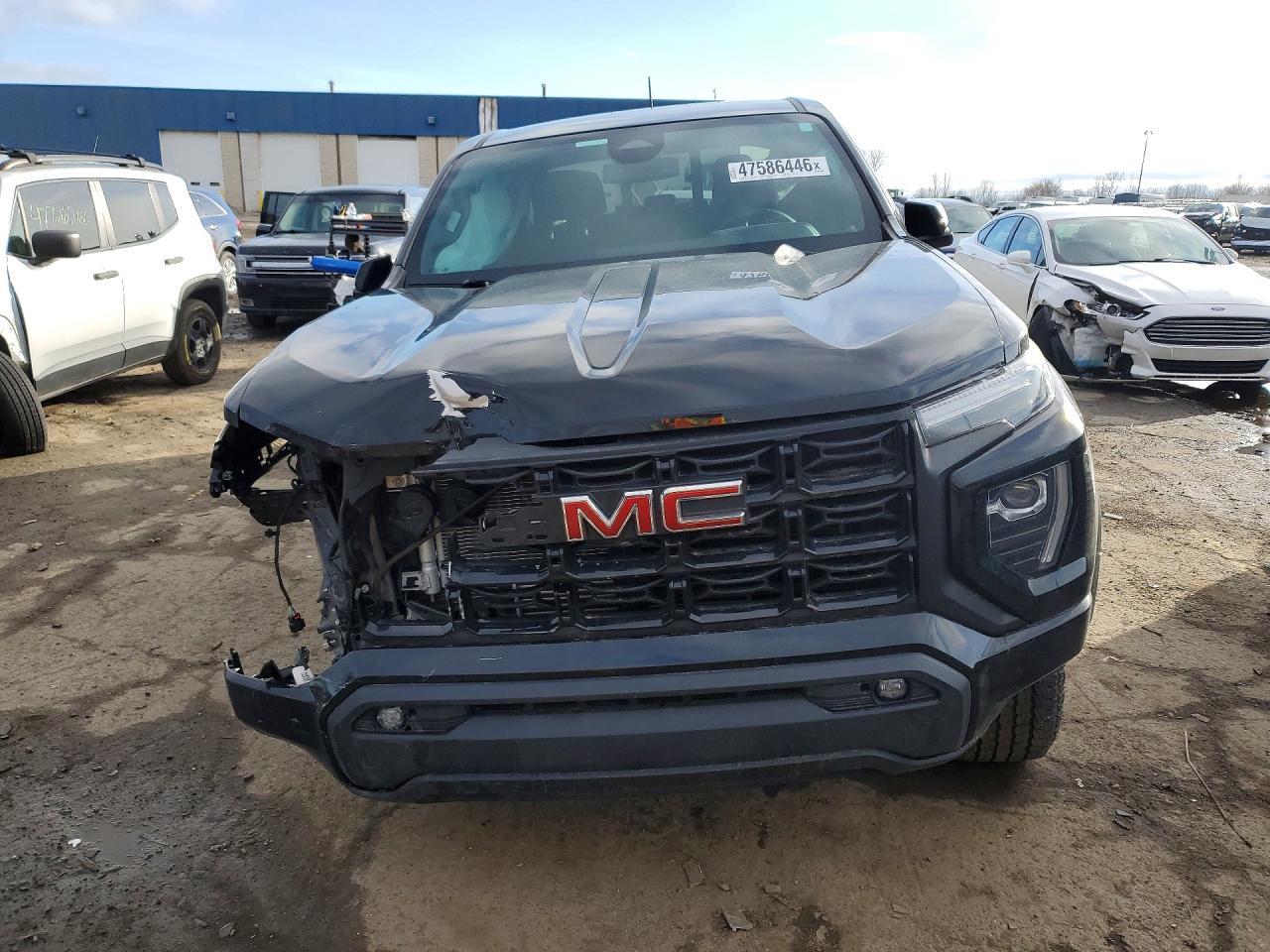 2024 GMC Canyon Elevation