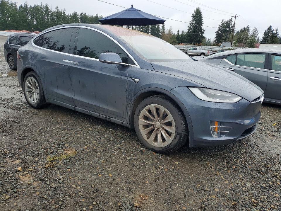 2019 Tesla Model x