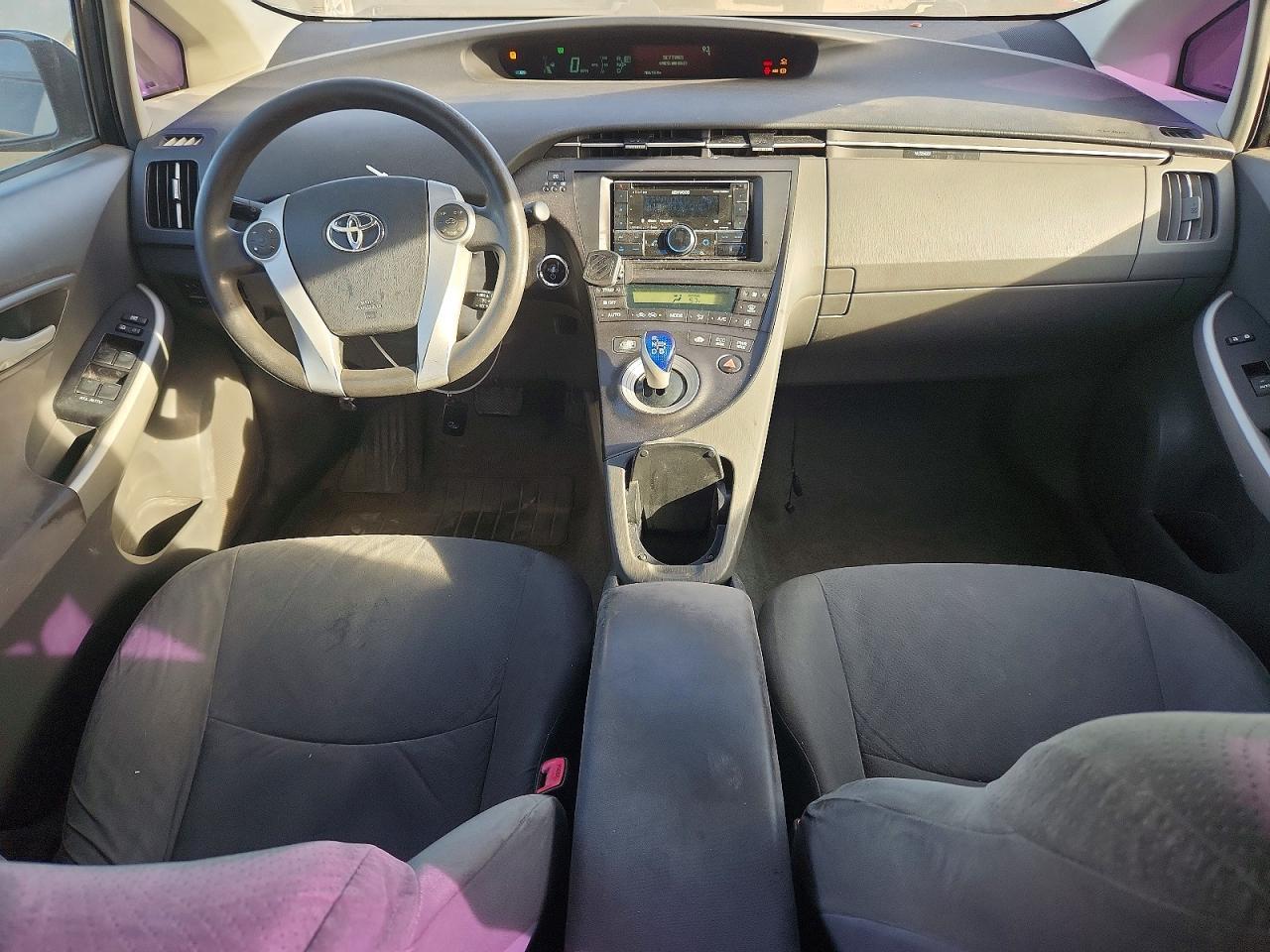 2010 Toyota Prius ii