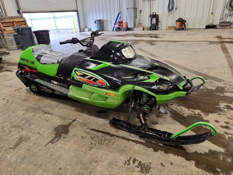 1999 Arctic Cat ZR700