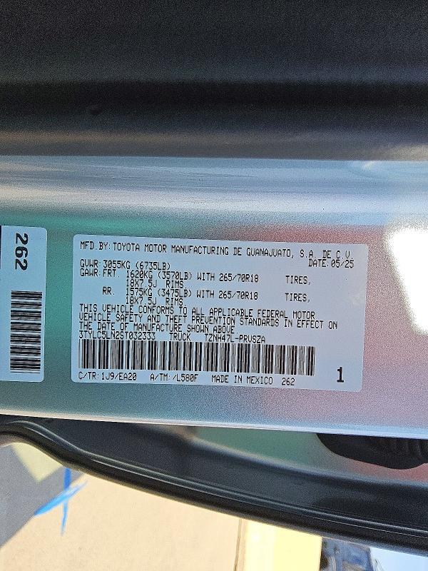 2025 Toyota Tacoma TRD OFF-ROAD HV