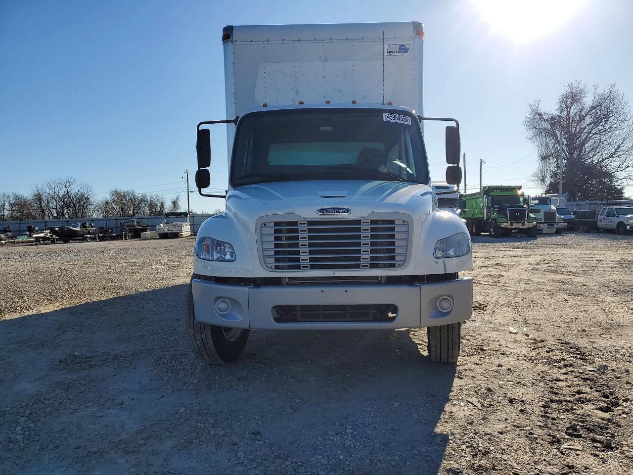2015 Freightliner Business Class M2 BOX Truck