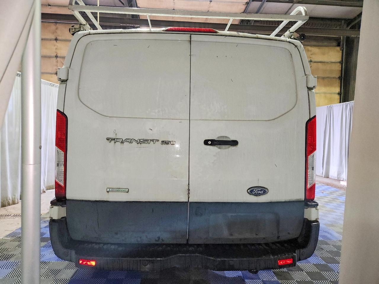 2019 Ford Transit T-250