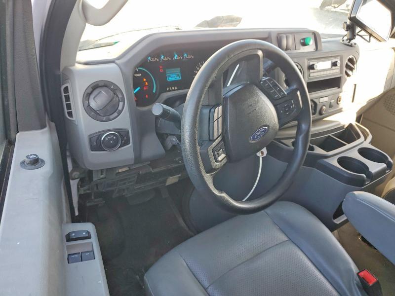 2021 Ford E450 BOX Truck