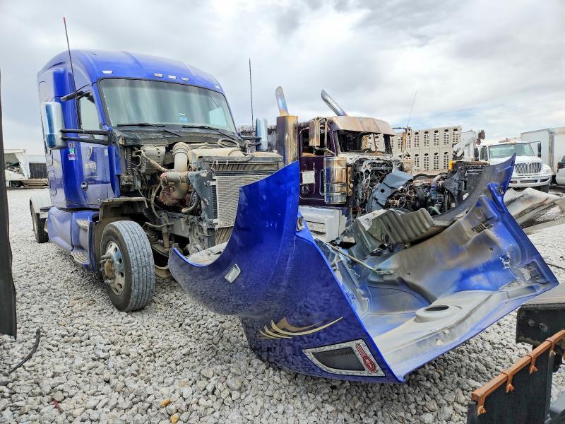 2019 Kenworth T680 Semi Truck
