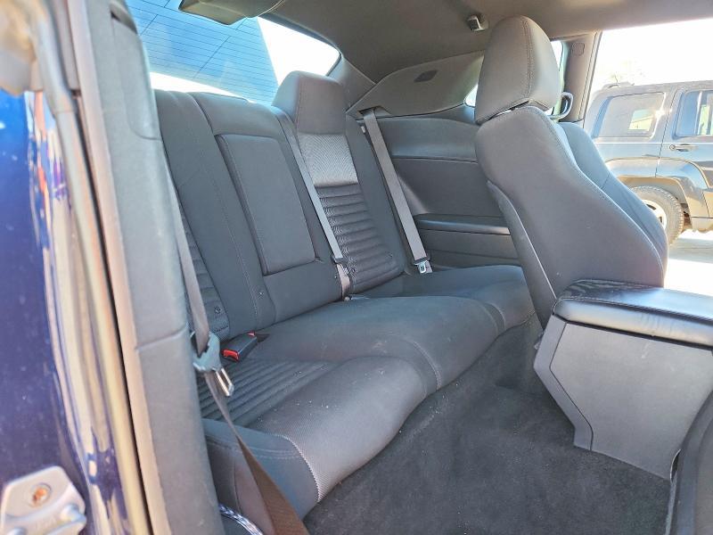 2013 Dodge Challenger sxt