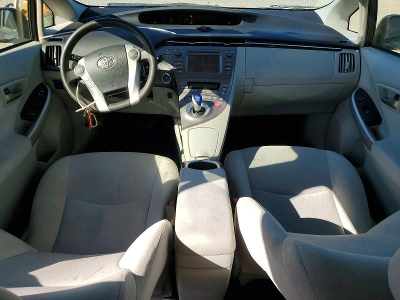 2015 Toyota Prius two