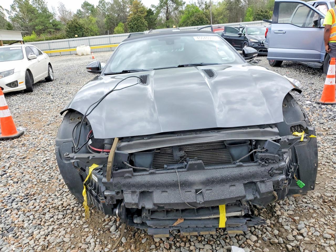 2014 Jaguar F-type s