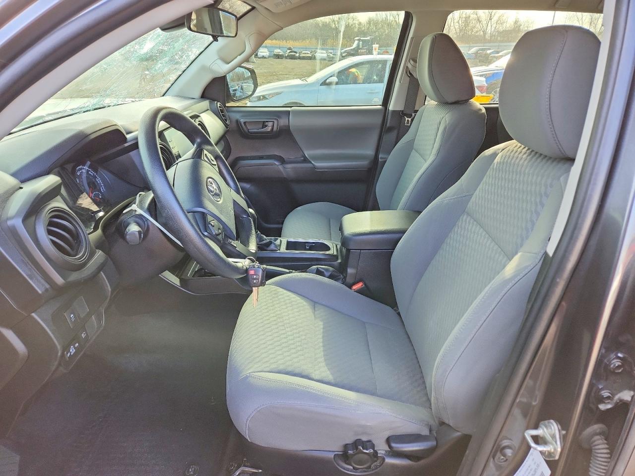 2020 Toyota Tacoma SR V6