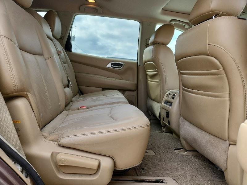 2013 Nissan Pathfinder s