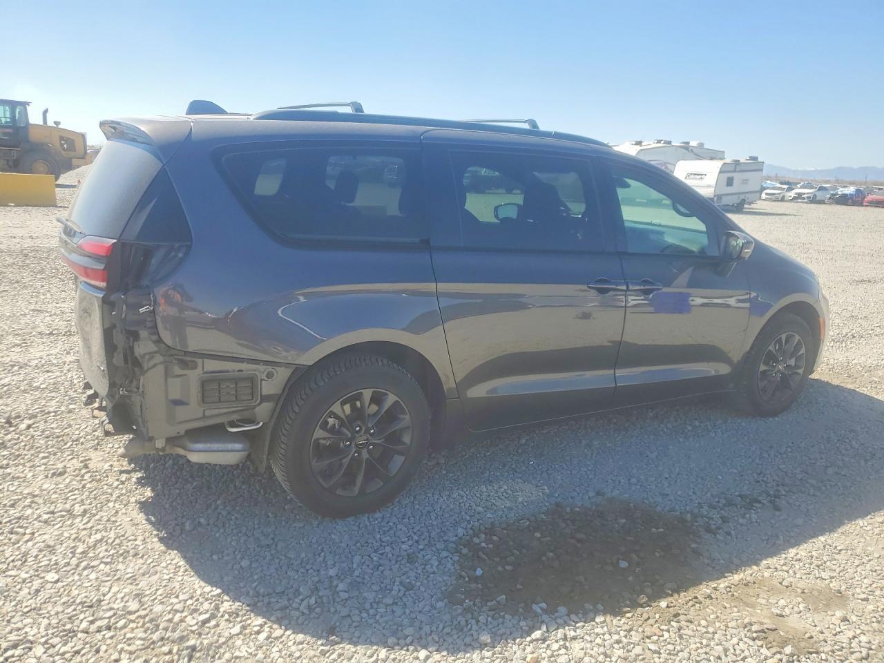 2021 Chrysler Pacifica Touring l