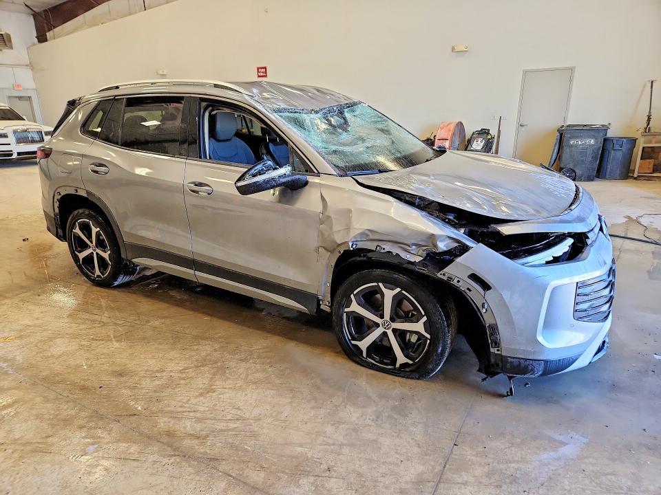 2026 Volkswagen Tiguan se