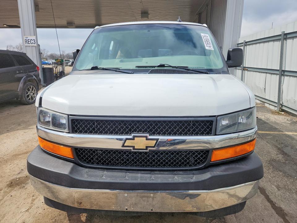 2017 Chev Rolet Express Delivery van