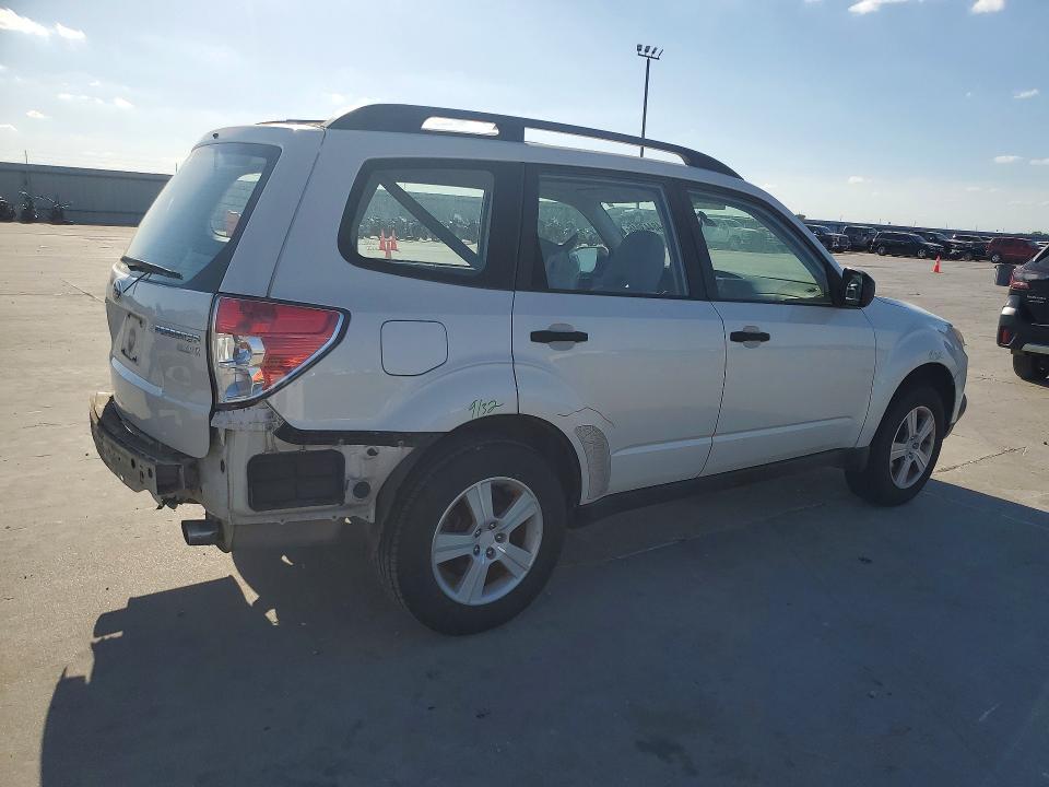2010 Subaru Forester xs