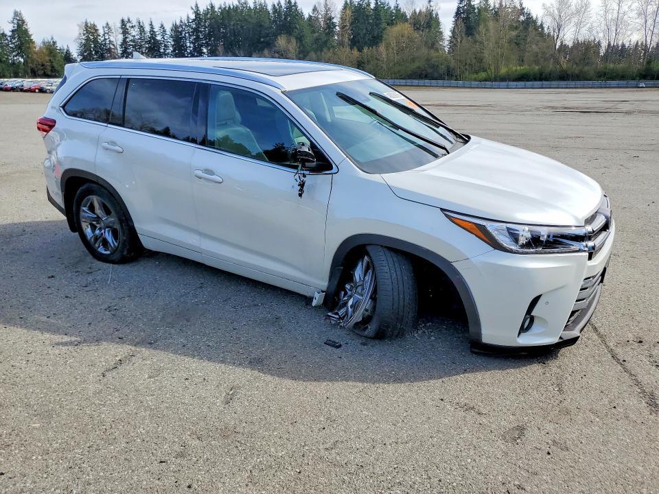 2017 Toyota Highlander Limited Platinum