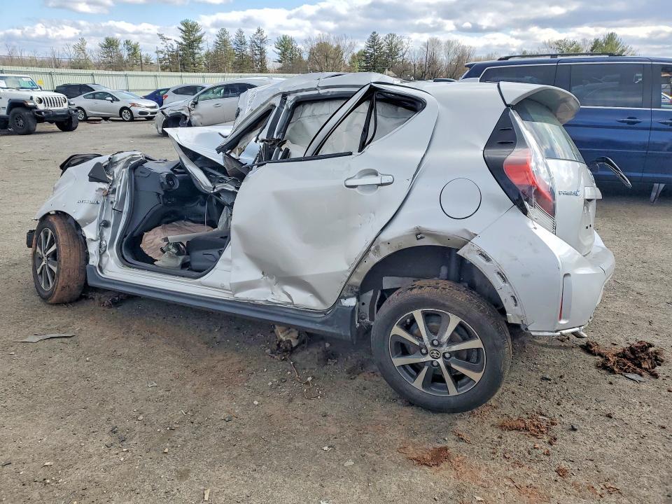 2019 Toyota Prius c l