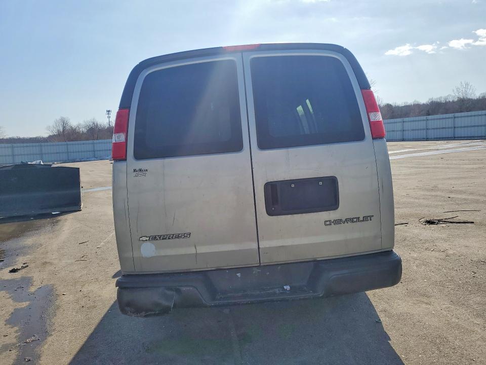 2005 Chevrolet Express 1500 Utility / Service van