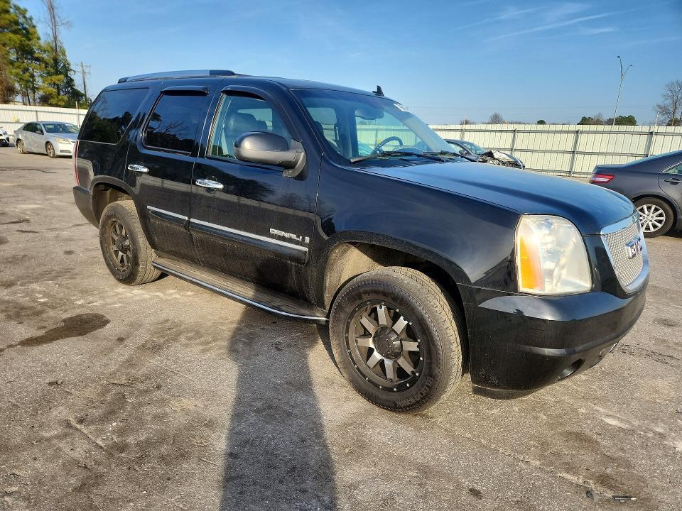 2007 GMC Yukon Denali