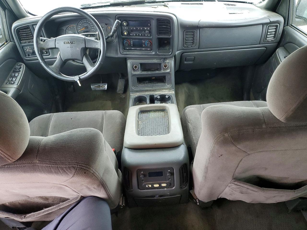 2004 GMC Sierra K2500 Heavy Duty