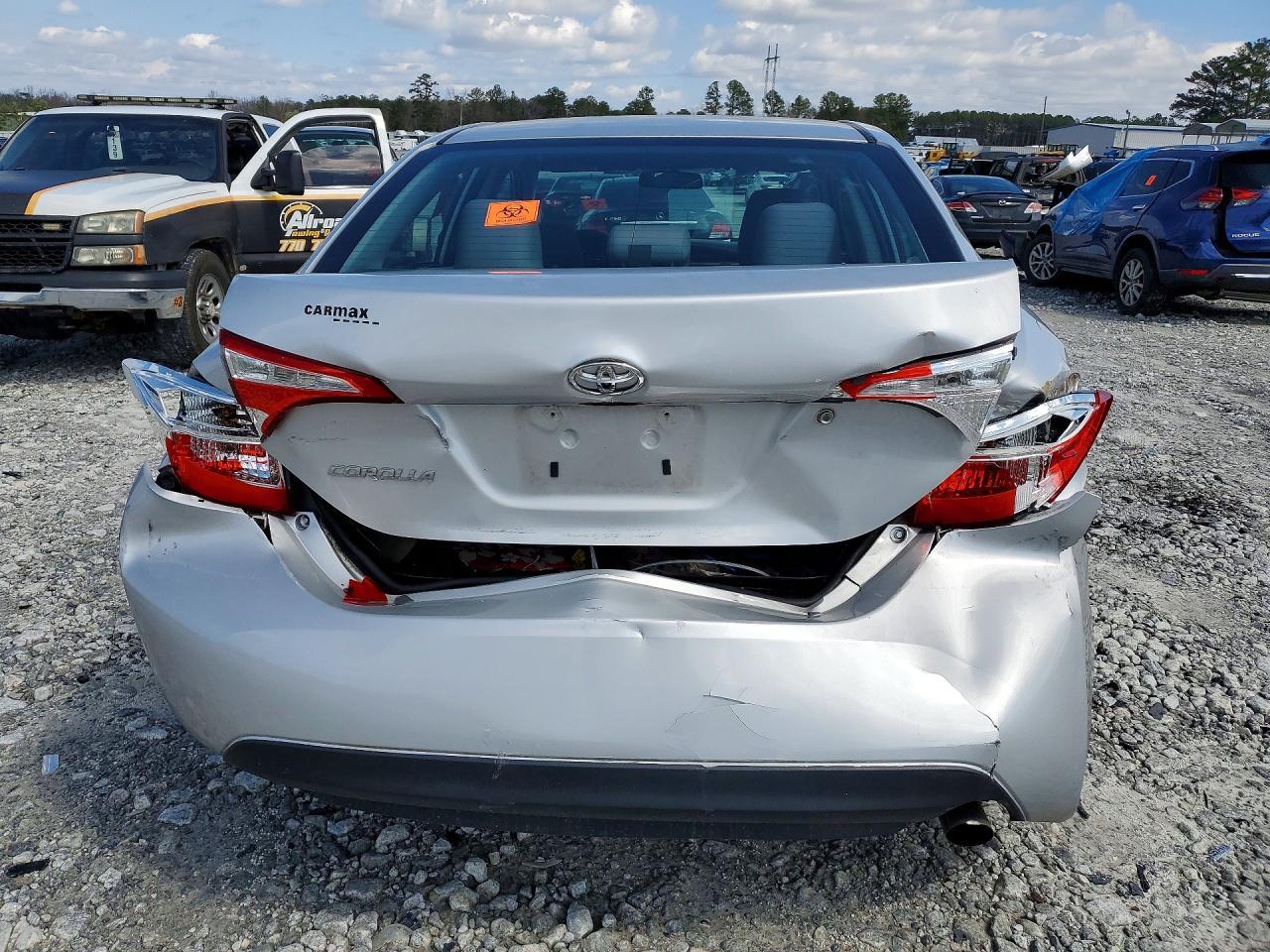 2015 Toyota Corolla l