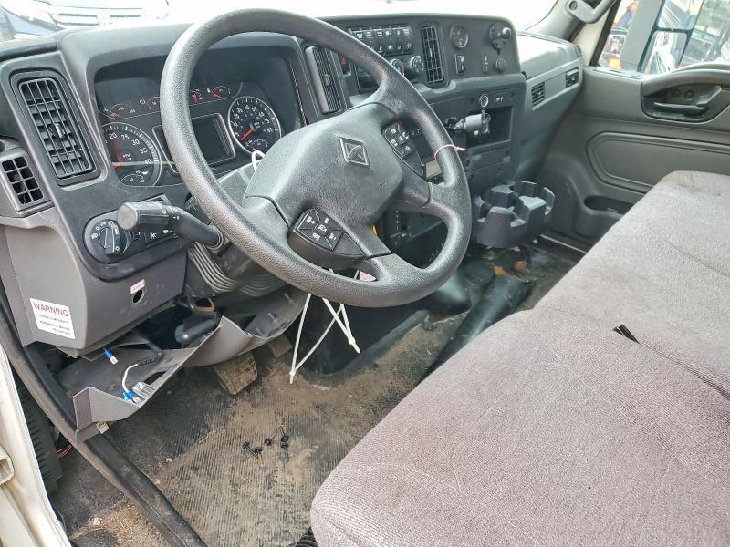 2025 International Mv607 Refrigerated box Truck