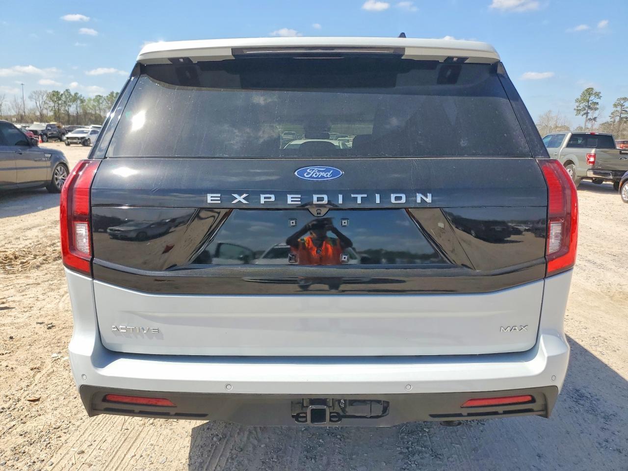 2025 Ford Expedition max Active