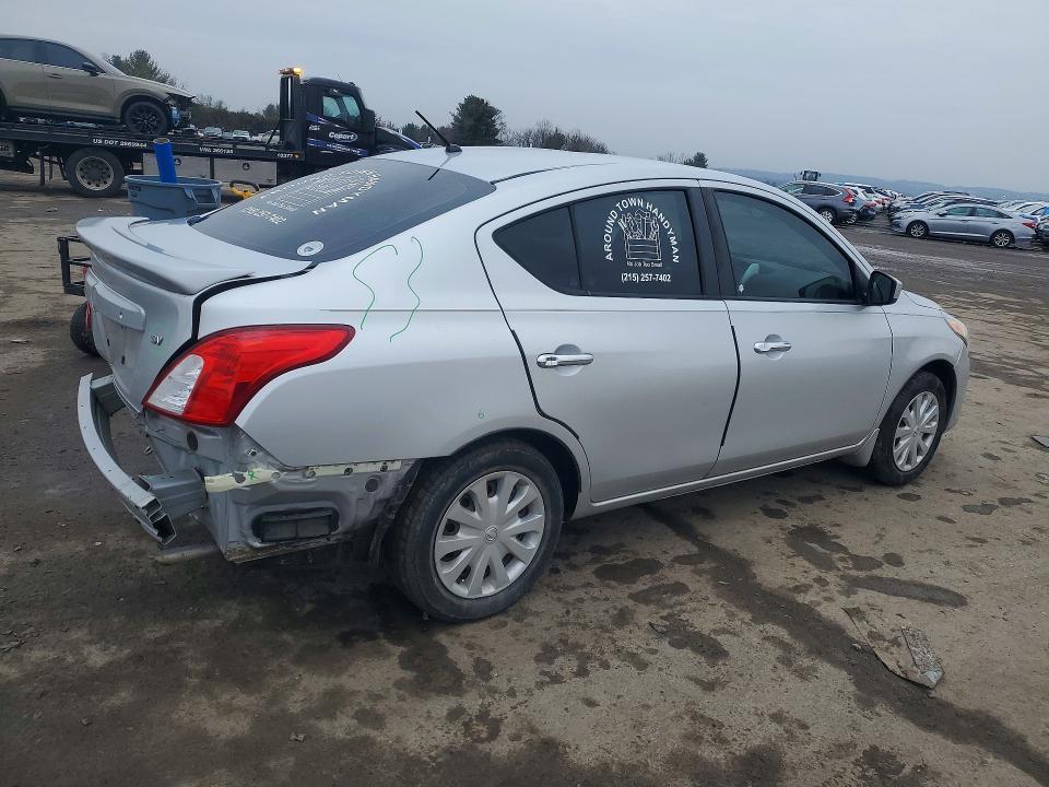 2017 Nissan Versa 1.6 sv
