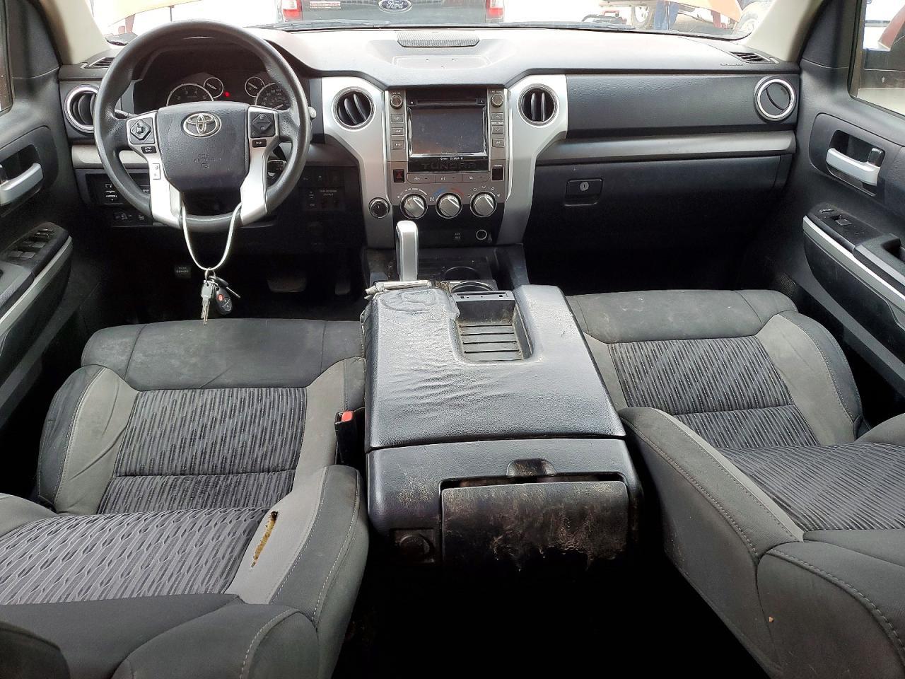 2017 Toyota Tundra SR5