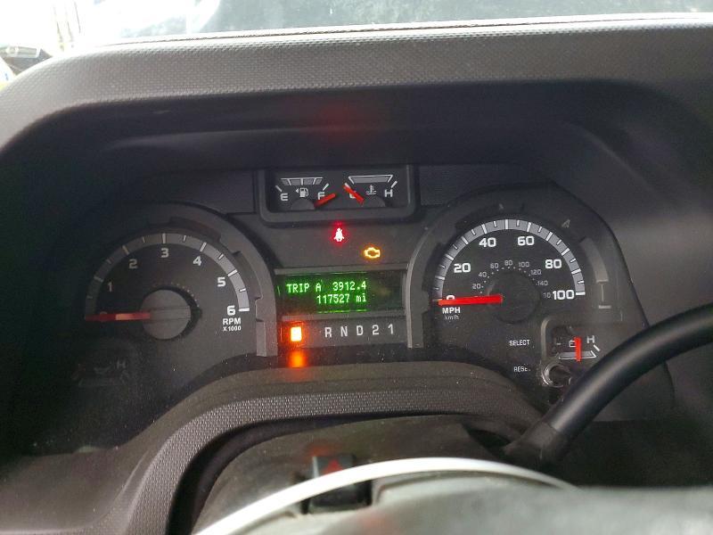 2013 Ford Econoline E350 Super Duty Wagon